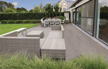 Location de vacances pour 10 personnes, avec terrasse et jardin à Bruges