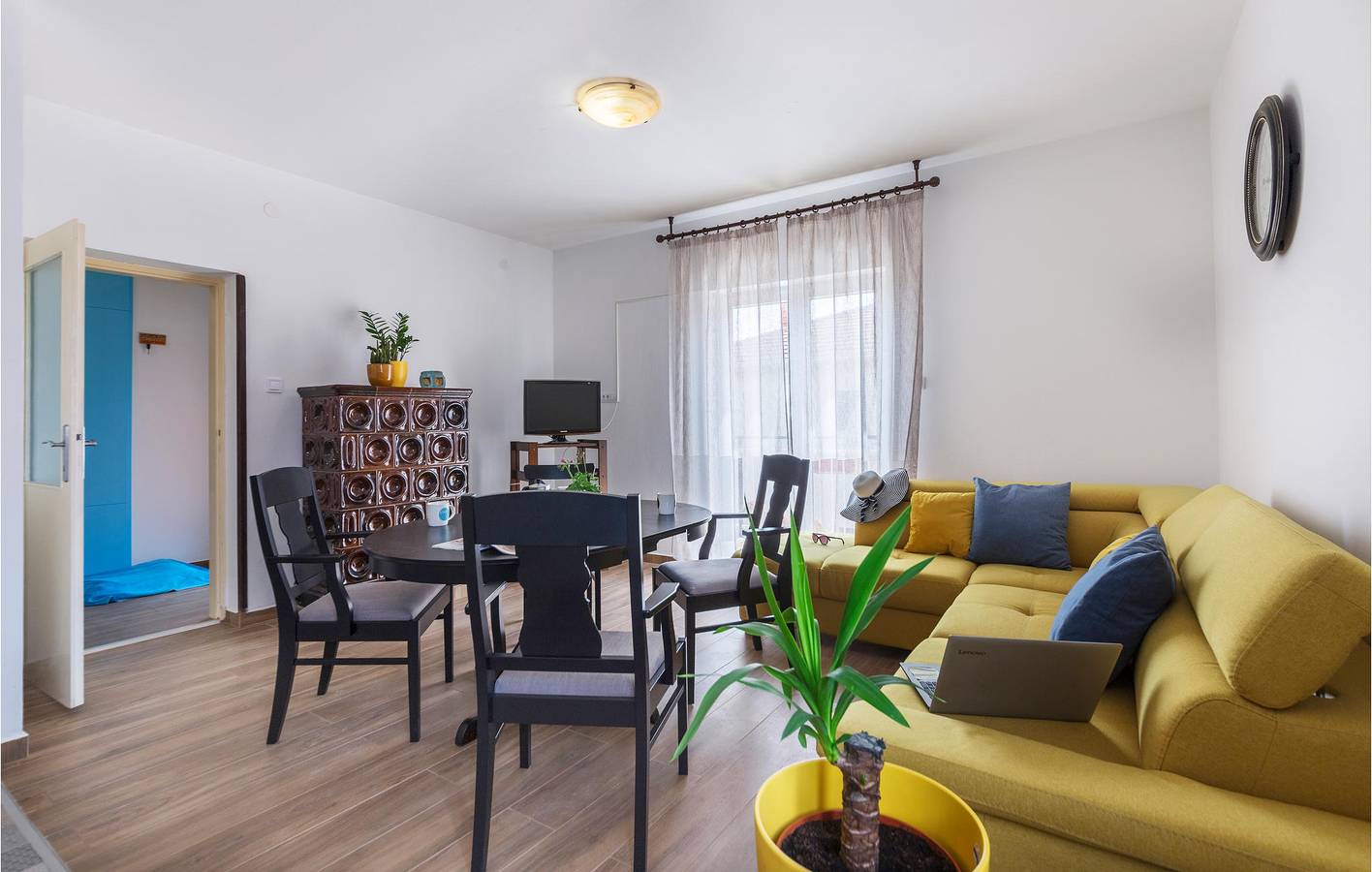 Ganze Ferienwohnung, Apartment am Meer mit Terrasse, WLAN und in der Nähe von Restaurants – Peroj in Fazana, Südküste Istrien