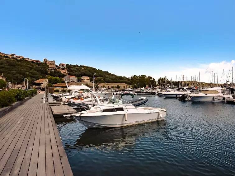 Villa pour 4 Personnes dans Porto-Vecchio, Arrondissement de Sartène