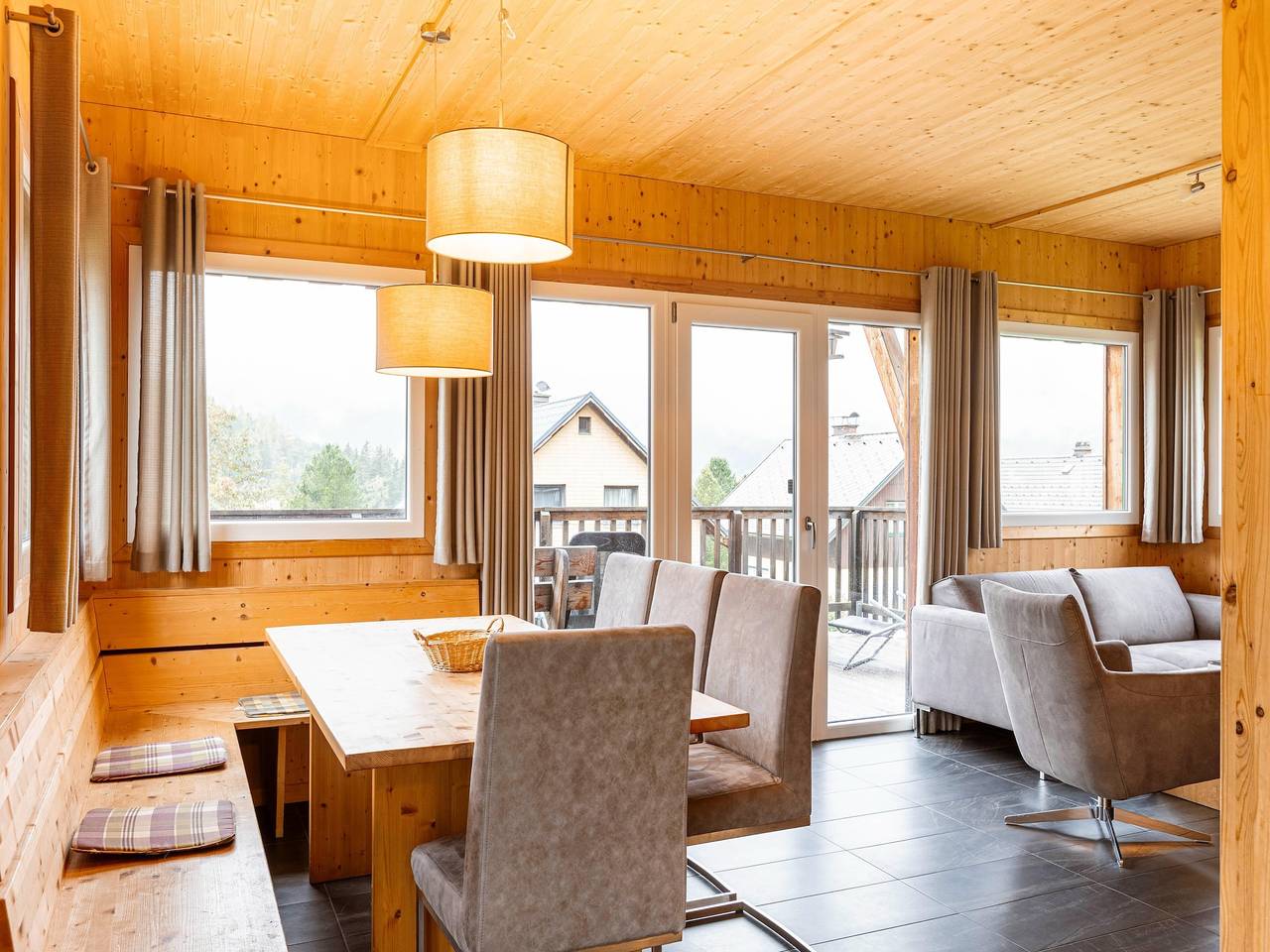 Schönes Chalet mit Terrasse in Rottenmanner und Wölzer Tauern, Hohentauern