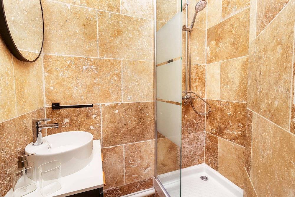 Ganze Wohnung, Magnificent Studio Hypercentre in Avignon, Vaucluse