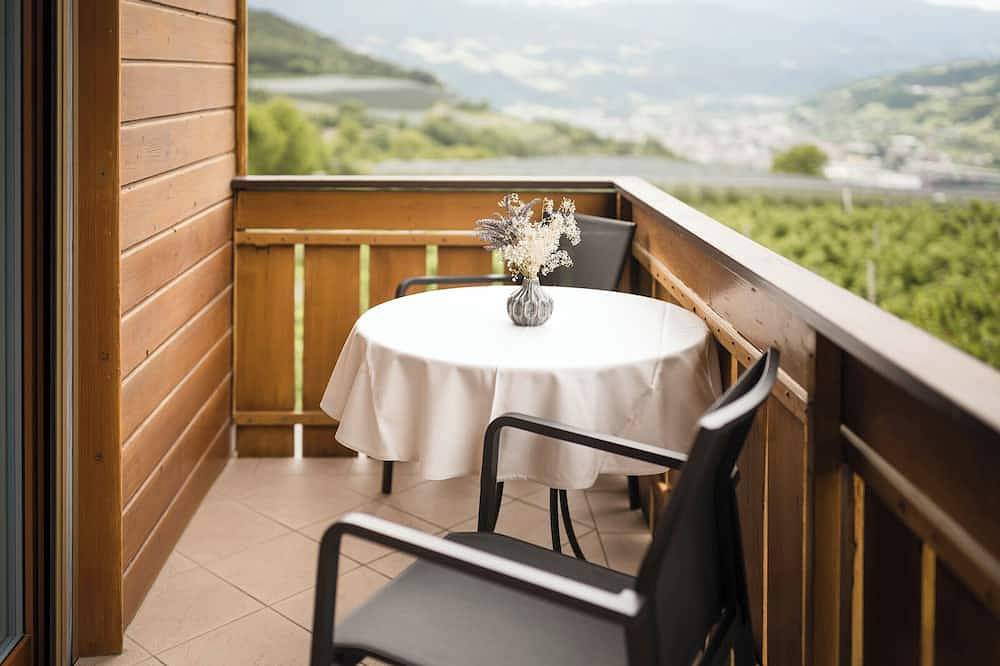 Ganze Wohnung, Weinberg Apartments mit herrlichem Ausblick u. Brixen Südtirol Guest Pass in Raas, Natz-Schabs