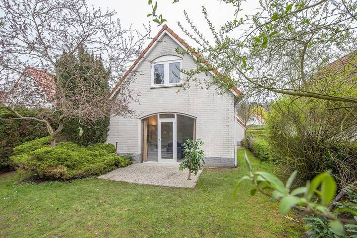 Villa voor 6 personen, with Balkon/Terras and Terras as well as Tuin in Arcen