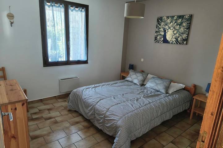 Location de vacances pour 4 personnes, avec terrasse et piscine, animaux acceptés à Balazuc - 2