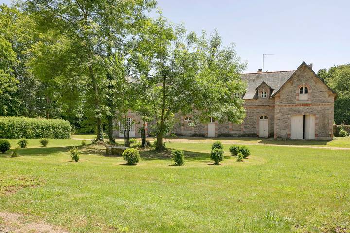 Location de vacances pour 15 personnes, avec jardin à Trédarzec - 2