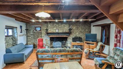 Gîte pour 10 Personnes dans Garin, Pyrénées, Photo 2