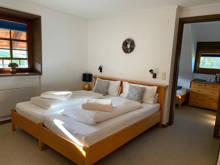 Hôtel pour 4 personnes, avec terrasse et jardin, adapté aux familles à Bonndorf im Schwarzwald - 2