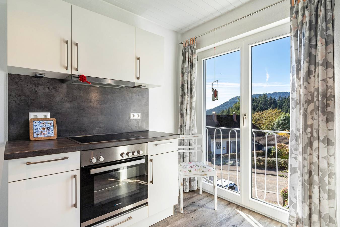 Ganze Wohnung, Ferienwohnung "Bosch" mit Bergblick, Gemeinschaftsterrasse und Wlan in Alpirsbach, Kinzigtal