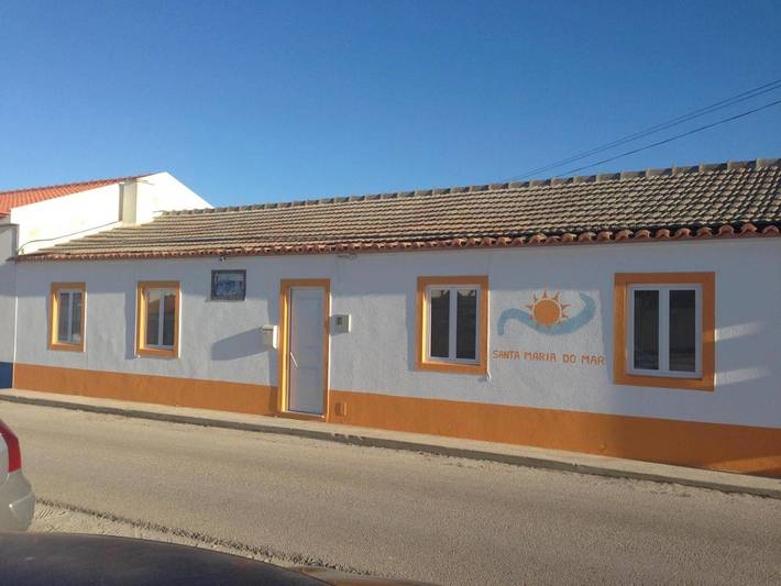 Casa de huéspuedes para 3 personas, con terraza y jardín en Peniche