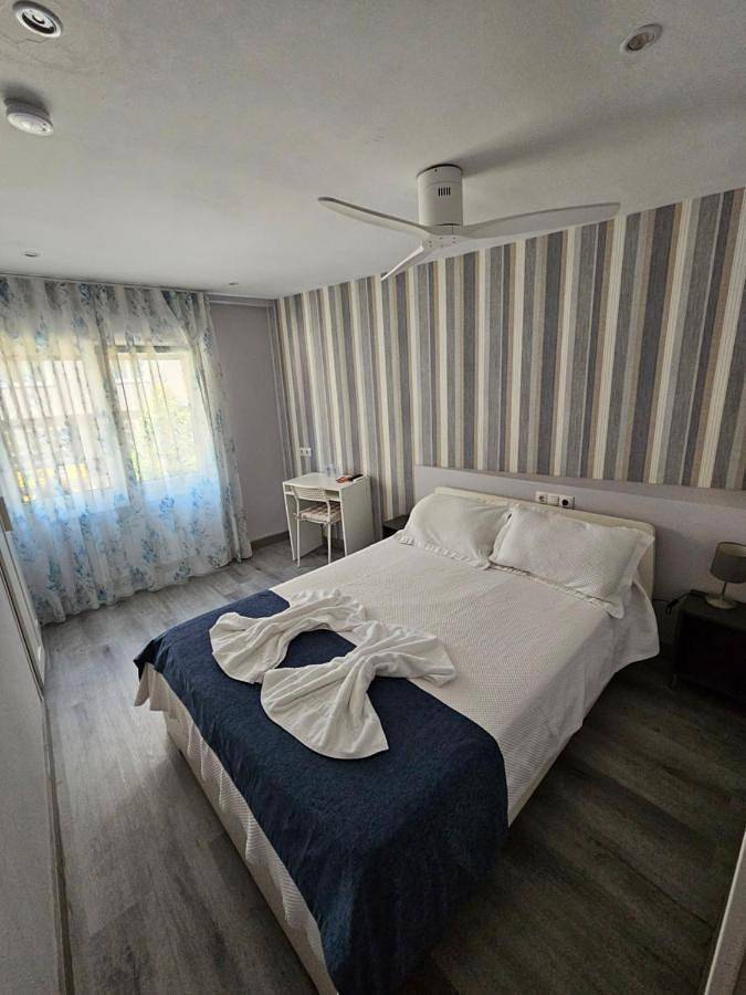 Hostal Foncalada in Oviedo, Cordillera Cantábrica