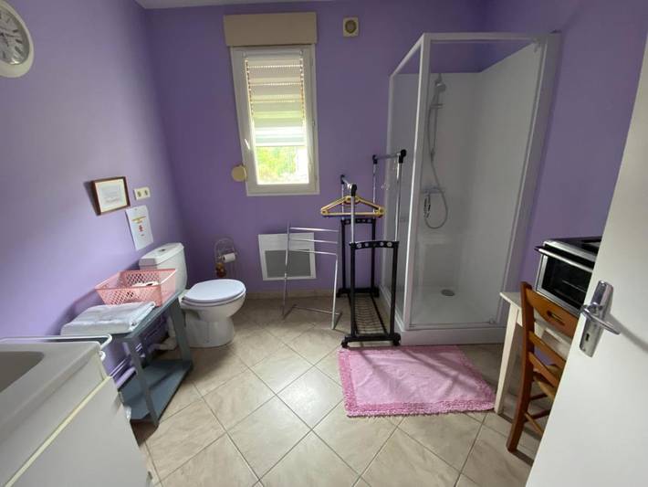 Chambre d’hôte pour 18 personnes, avec vue ainsi que jardin et terrasse, animaux acceptés dans La Motte-Tilly