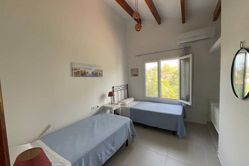 3min. Walk to the beach, Villa Bini  Perla, sea view, sunny, quiet location in Binibeca, Sant Lluís