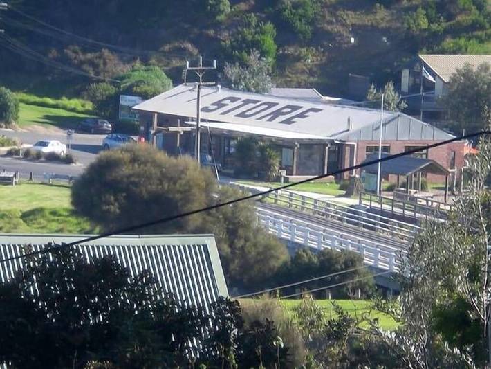 Holiday home for 7 people, with balcony and garden, with pets in Wye River