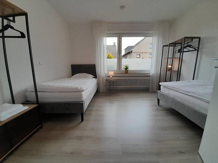 Ferienwohnung für 7 Personen, mit Balkon und Terrasse sowie Garten und Ausblick in Castrop-Rauxel - 4