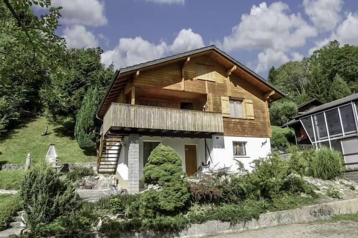 Ferienhaus für 4 Personen, mit Garten in Giswil