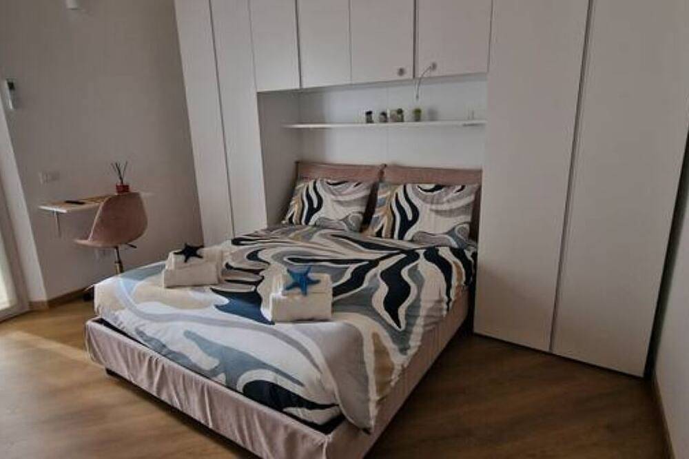 Entire apartment, Ultramarine neptune in Nettuno, Rome Province
