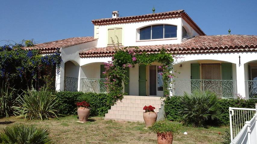 Gîte pour 5 personnes, avec balcon ainsi que piscine et jardin dans l' Hérault - 4