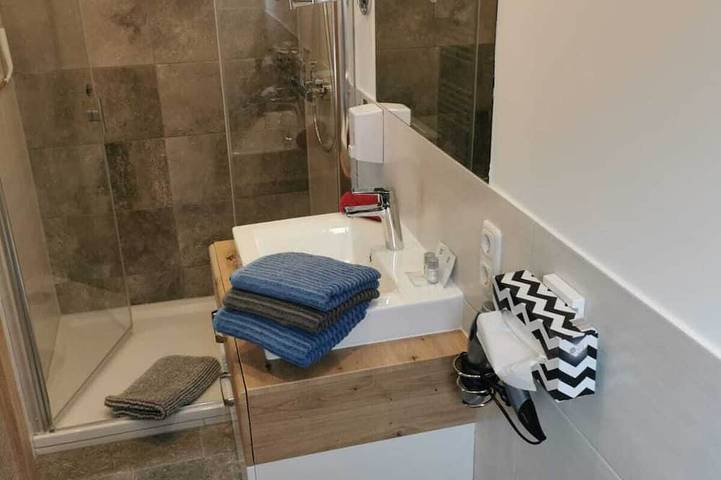 Ferienwohnung für 2 Personen, mit Garten und Balkon sowie Pool in Sankt Wolfgang im Salzkammergut - 2