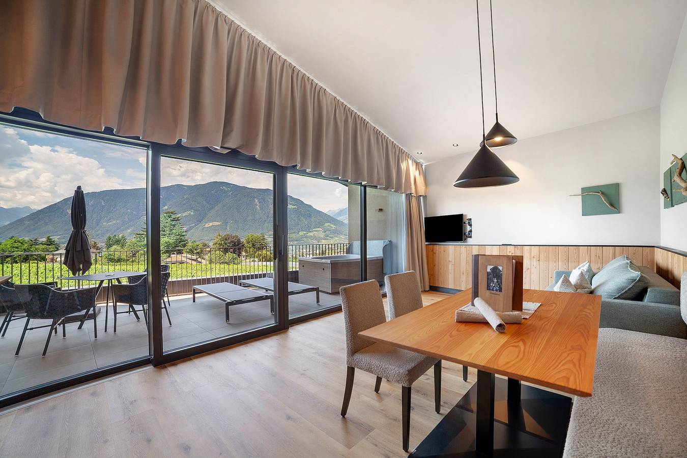 Ganze Wohnung, Apartment 'Oberhaslerhof Malus' mit Bergblick, Wlan und Klimaanlage in Schenna, Sarntaler Alpen