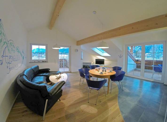 Ferienwohnung für 5 Personen, mit Balkon und Terrasse sowie Sauna und Seeblick in Brunnen (Schwangau)