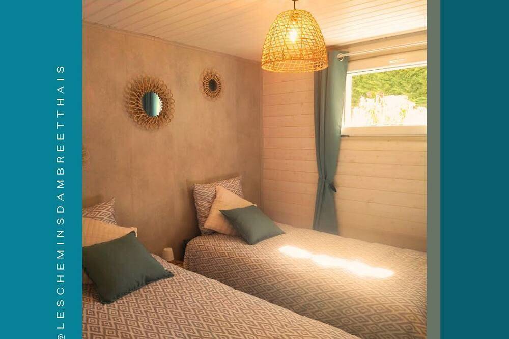 Les Chemins d'Ambre & Thaïs: Charming dwelling in the heart of the Nantes vineyards in La Regrippière, Nantes e dintorni