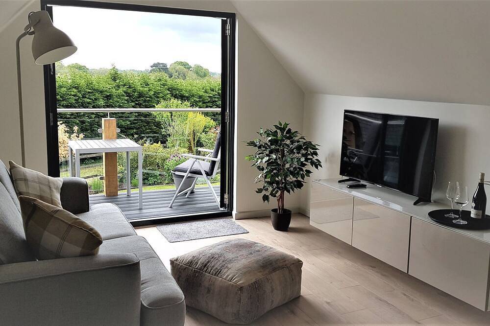 Glamping for 2 People in Durley, Hampshire