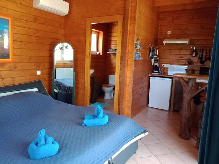 Gîte pour 2 personnes, avec vue et jardin, animaux acceptés à Correns - 3
