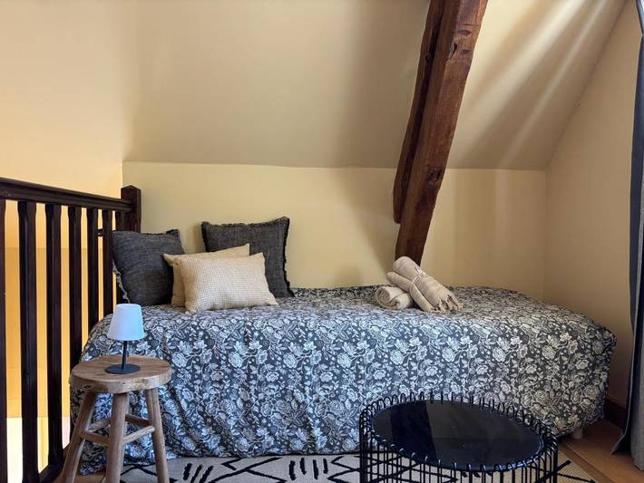 Appartement de vacances pour 4 personnes, avec jardin ainsi que piscine et terrasse