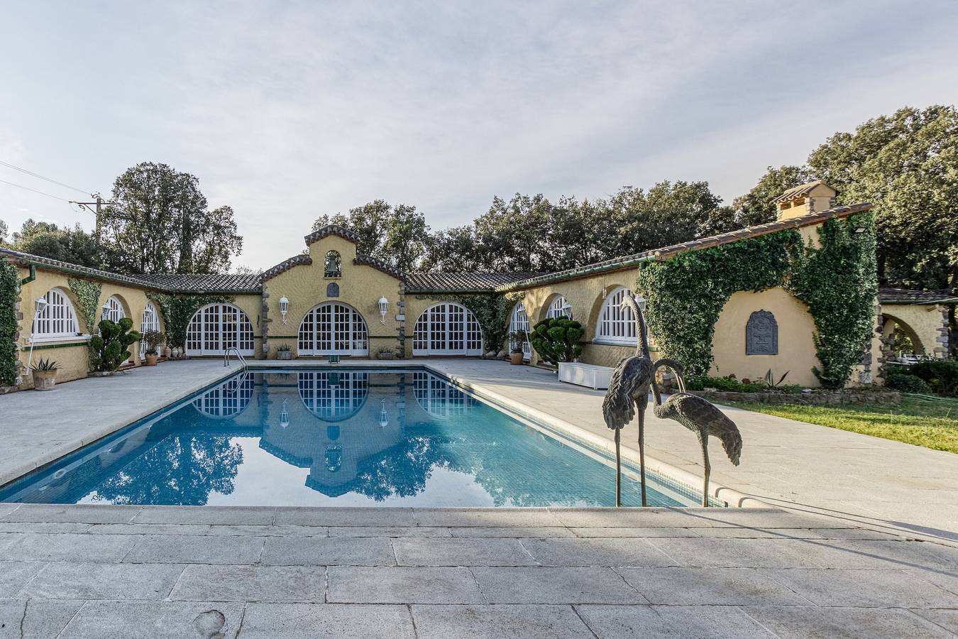 Apartamento entero, Casa rural 'Mimosa Montaña' con vistas a la montaña, Wi-Fi y aire acondicionado in Darnius, Alt Empordà