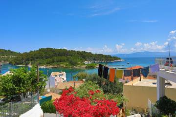 Gîte pour 2 personnes, avec balcon et vue dans Paxos
