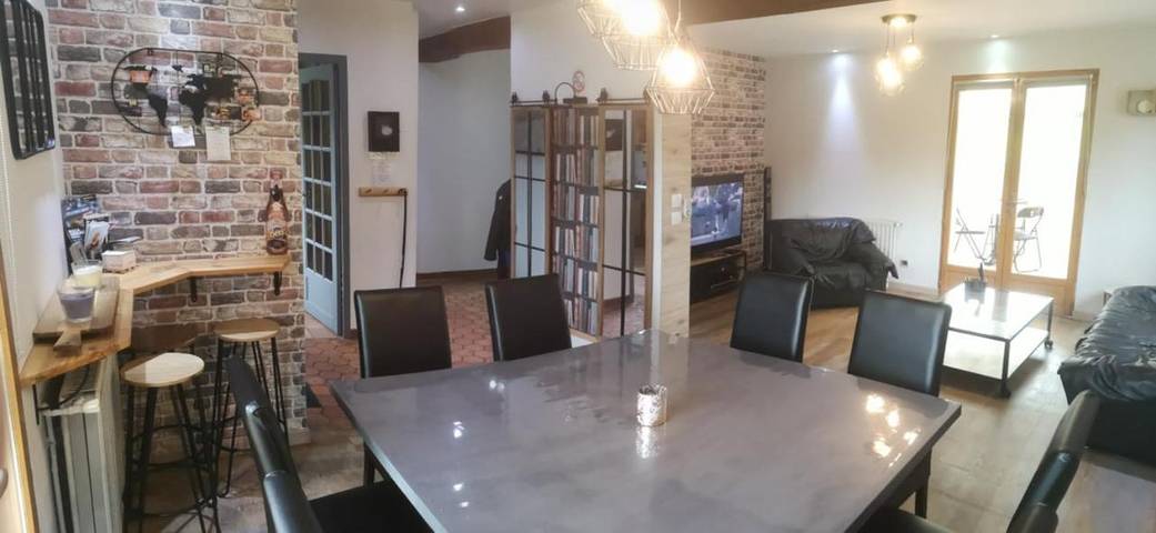 Gîte pour 10 personnes, avec piscine ainsi que jardin et jacuzzi dans Massy (Seine-Maritime) - 2