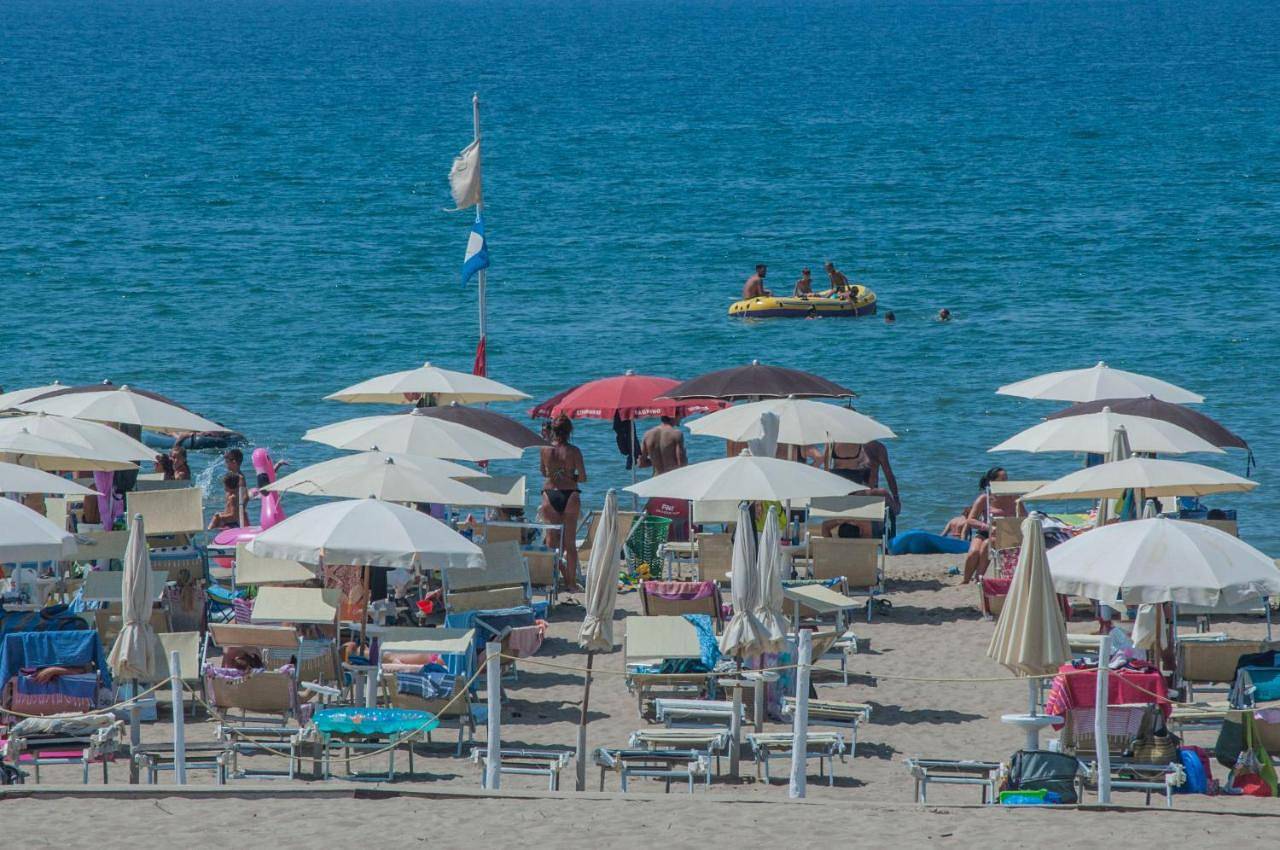 Standard Family Room in Licinella - Torre di Paestum, Cilento Coast