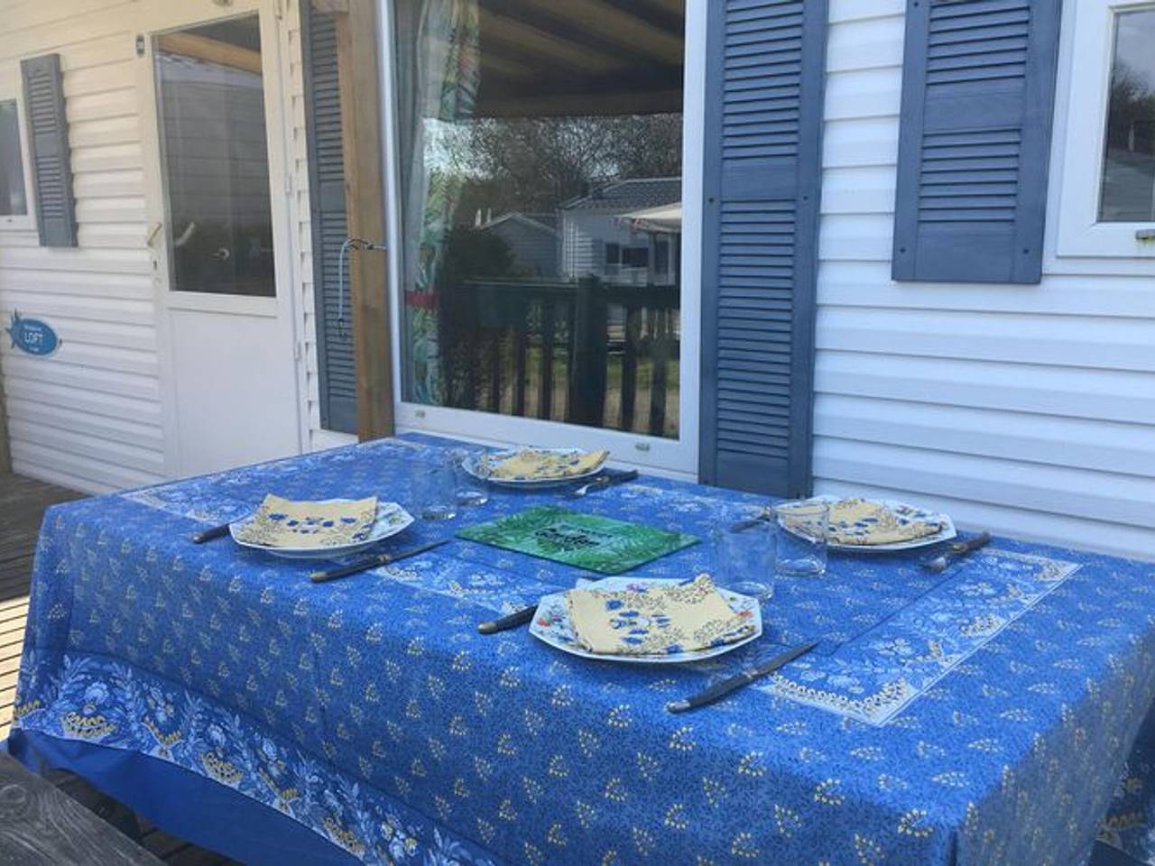 Mobil home cosy avec terrasse - 4 pers, 2 ch in Sarzeau, Côte des Mégalithes