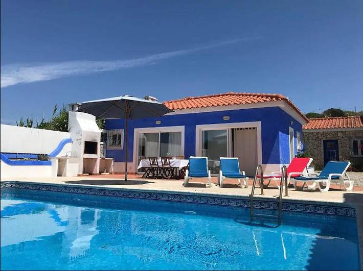 Casa de férias para 8 pessoas, com Terraço e Jardim e ainda Piscina em Praia das Maçãs