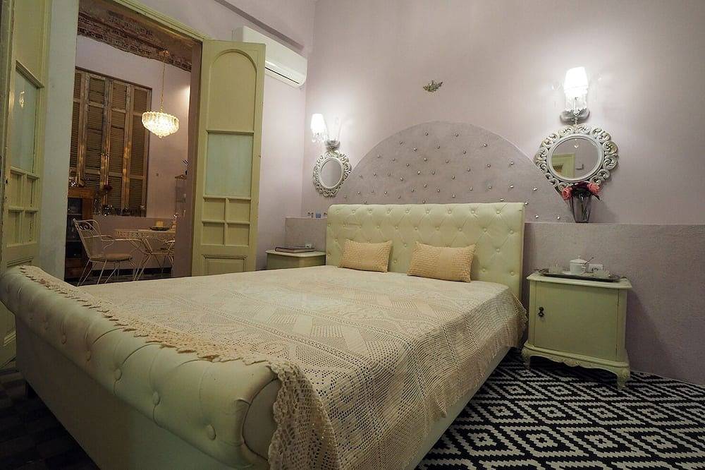 Chateau Leconte, Beautiful Vintage House in Thessaloniki in Analipsi (Thessaloniki), Thessaloniki und Umgebung