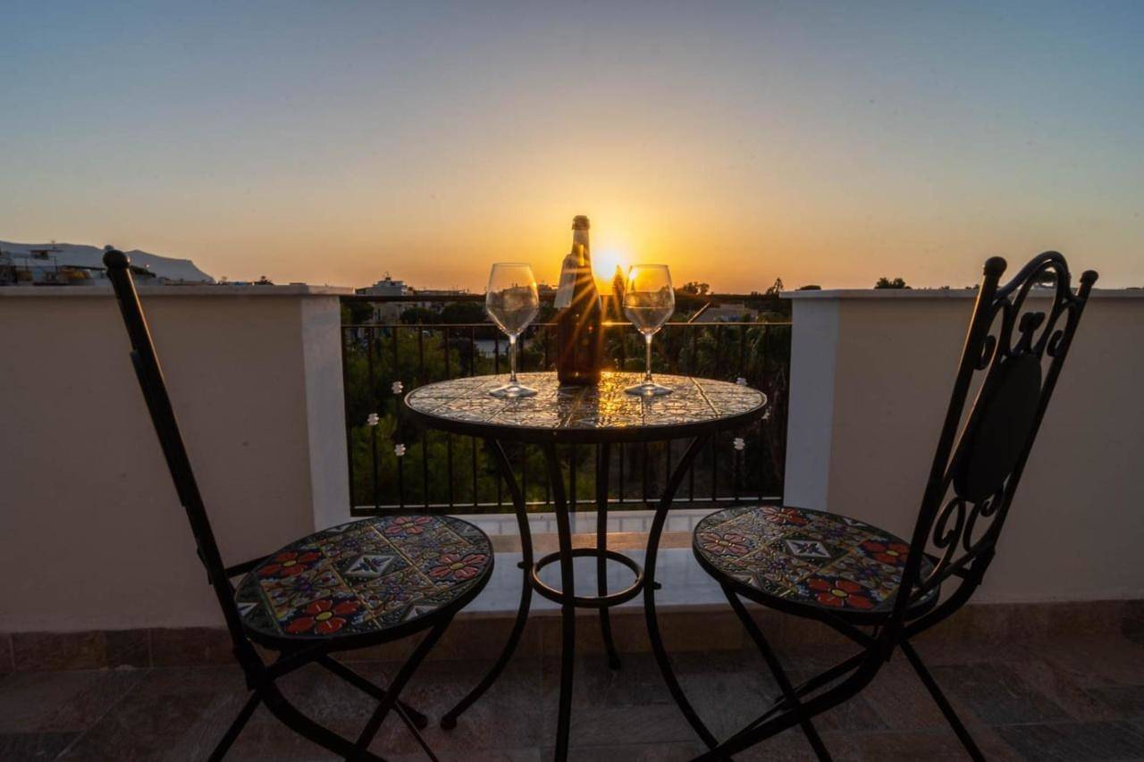 Double Room with Private Bathroom in Isola delle Femmine, Provincia di Palermo