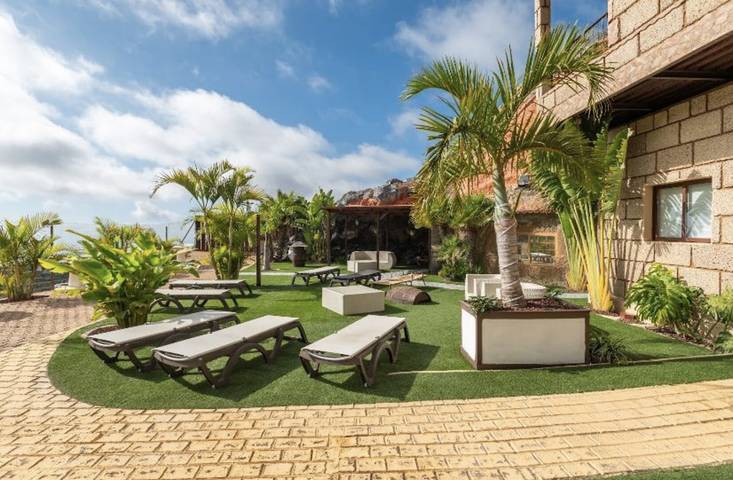 Ferienhaus 'Bencomo' mit Meerblick, Gemeinschaftspool und Wi-Fi in Arico, Teneriffa Süd