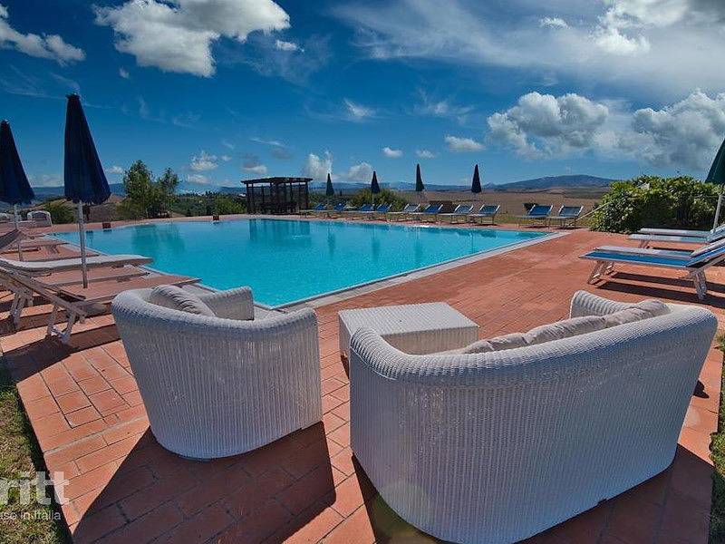 Tritt — 2-Personen-Wohnung in Volterra mit Schwimmbad in Peccioli, Pisa Provinz