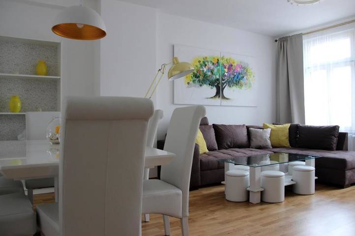 Ferienwohnung für 6 Personen, mit Balkon und Ausblick in Zoo Leipzig - 4