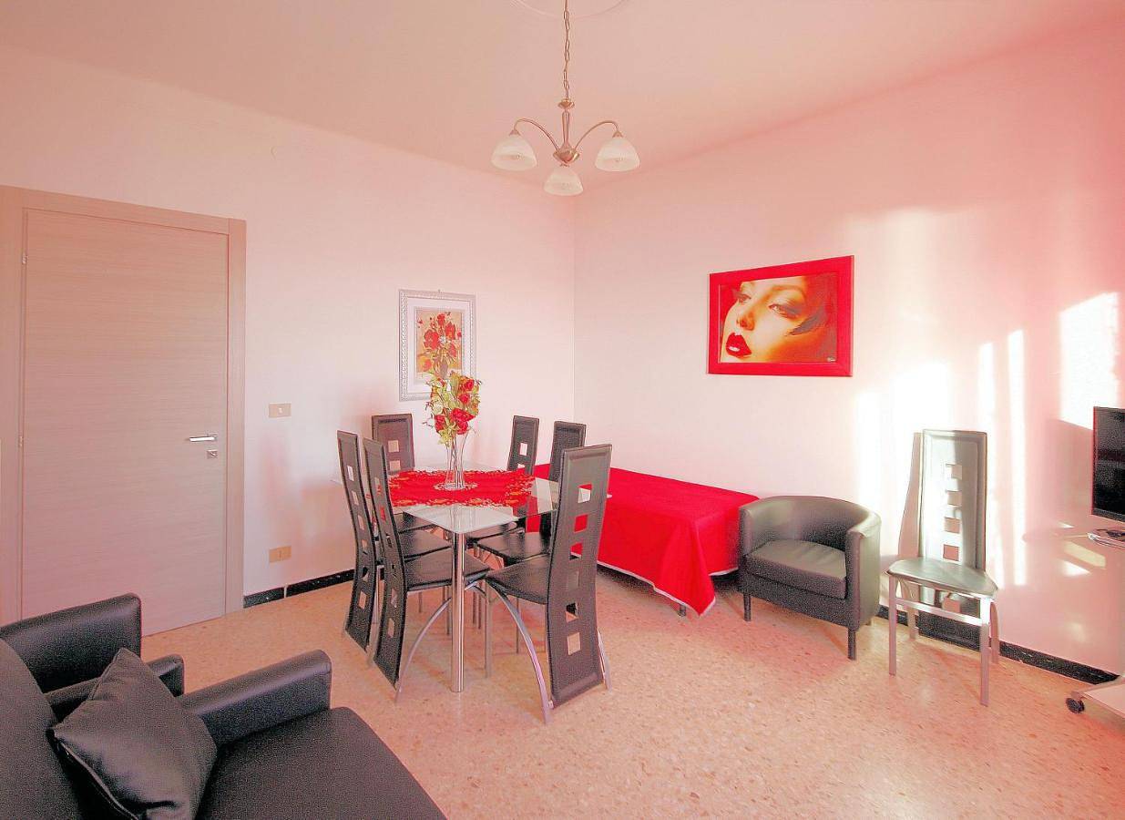 Apartamento entero, Xxv Aprile 2 Int 10 Frontemare 3 in Andora, Riviera di Ponente