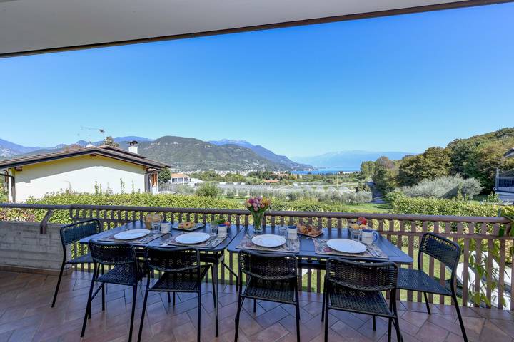 Villa für 10 Personen, mit Terrasse und Garten sowie Seeblick in Salò - 2