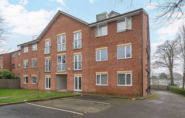 Glamping for 4 People in Leeds, West Yorkshire, Photo 3
