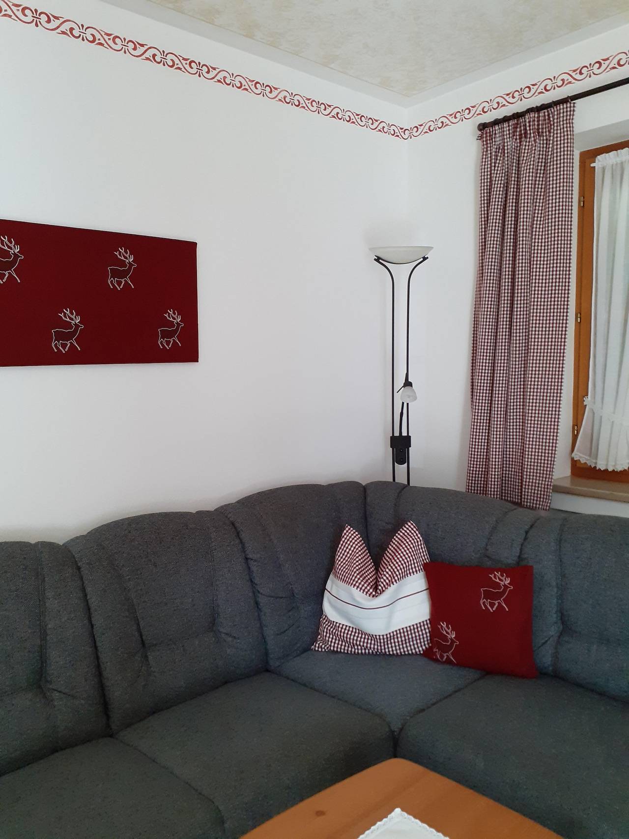 Apartamento vacacional entero, Ferienwohnung/2 Schlafräume/Bad, Wc in Mittenwald, Alpes Bávaros