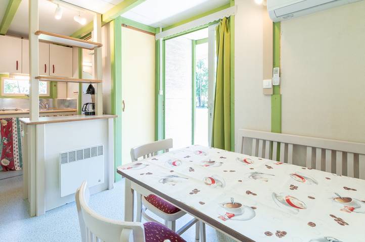 Ganze Wohnung, Apartment 'Rico Plage' für 4 Personen mit privater Terrasse, Wlan und Klimaanlage in Talasani, Corte und Umgebung