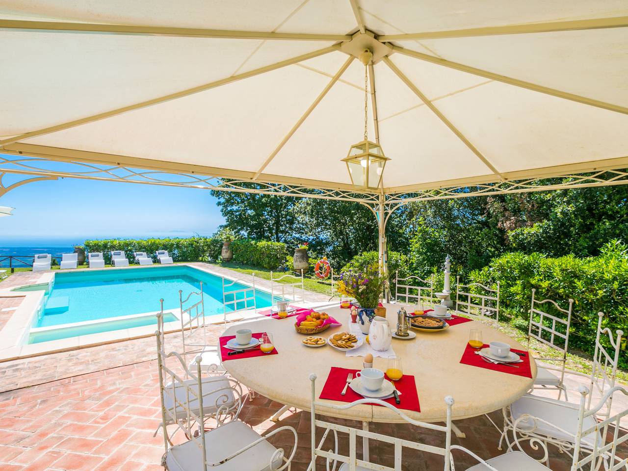 Poggio al Pruno in Montecatini Val di Cecina, Côte des Étrusques