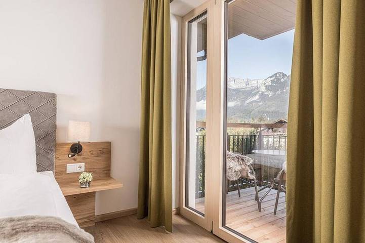 Ferienwohnung für 6 Personen, mit Sauna und Balkon sowie Garten in Radfeld - 4