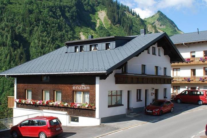 Einzelzimmer - Hotel Garni Enzian in Bregenzerwald (Vorarlberg), Damüls