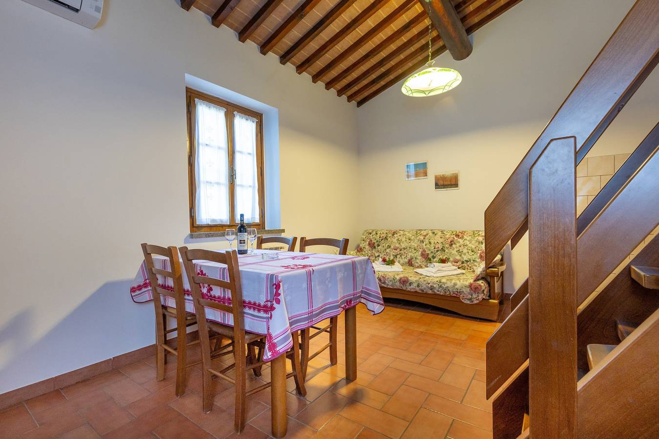 Appartamento intero, Appartamento 9 con piscina e giardino in comune in Lajatico, Costa degli Etruschi