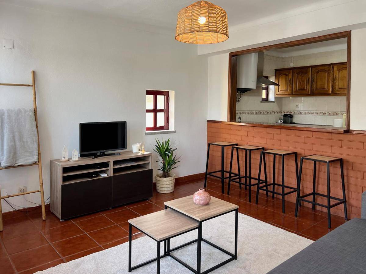 Apartamento inteiro, Two-Bedroom Apartment in U. F. Seia, São Romão e Lapa dos Dinheiros, Seia