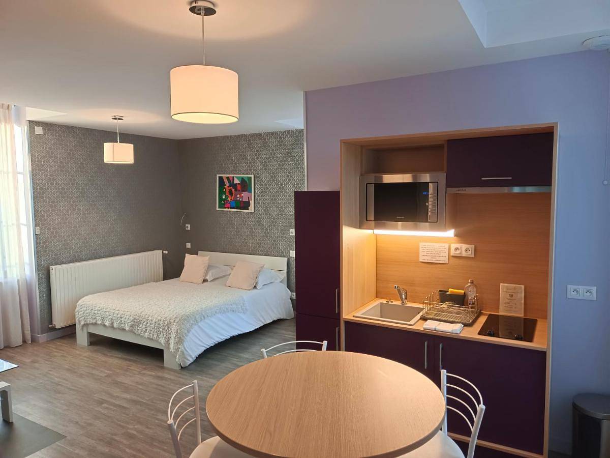 Appart'Hotel Parc Johan in Chauffailles, Région de Charolles